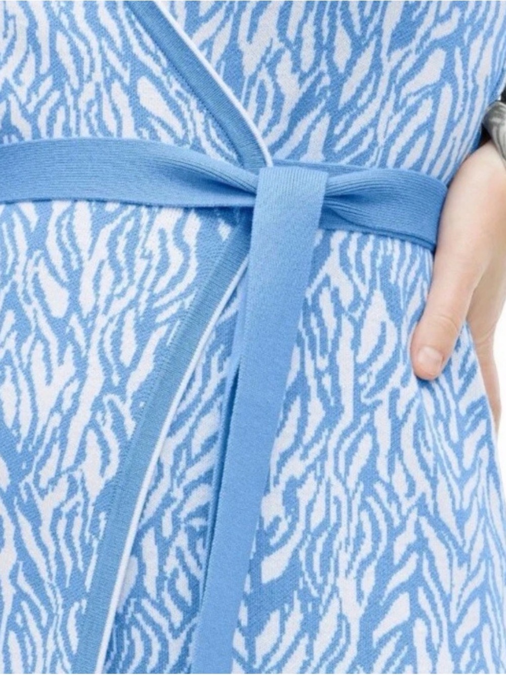 NWT Diane Von Furstenberg x Target Light Blue Patterned Wrap Midi Dress - Picture 3 of 4